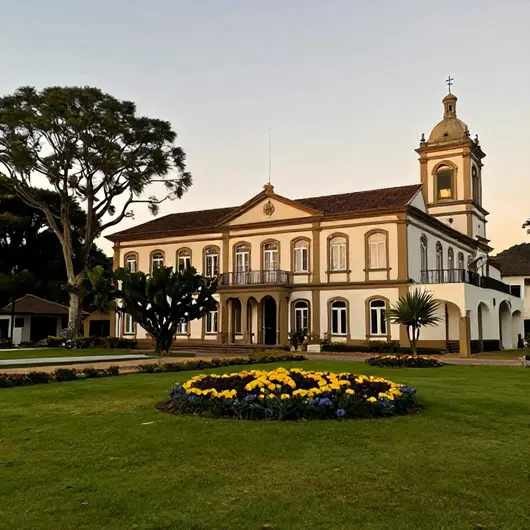 Descubra o Hotel Jaú: Conforto e Tradição em Sua Estadia
